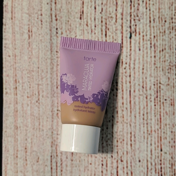 TARTE Maracuja Tinted Hydrator Medium Neutral NWT - Picture 4 of 9